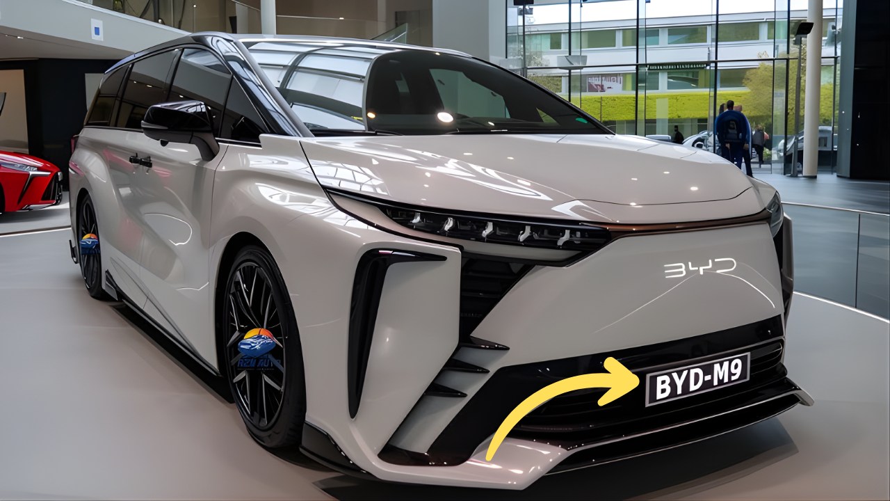 2026 BYD M9